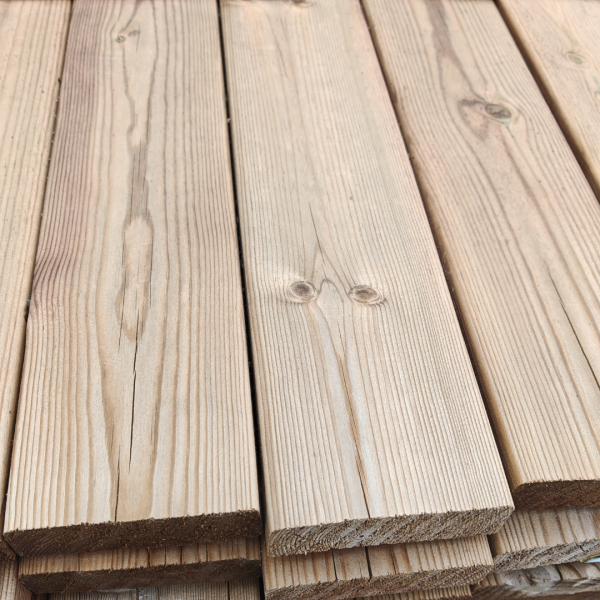 Terassilauta 28×98 mm talouslaadun painekyllästetty ruskea sileäsileä Myllyn Mies Oy Terassilauta 28×98 mm talouslaadun painekyllästetty ruskea sileäsileä Myllyn Mies Oy